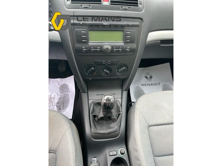 Skoda Octavia 1.9 TDI 100CV foto 5